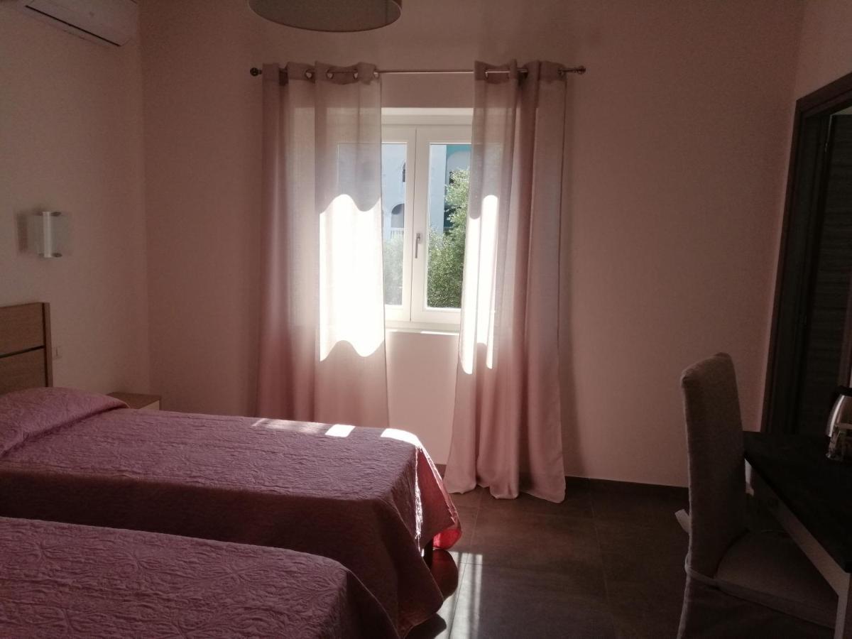 Maison Kaina Ольбія Екстер'єр фото